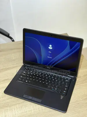 Laptop Dell Latitude 7450 8GB Intel Core i7 SSD 256GB