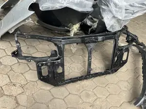 Hyundai Elantra 2007 2008 2009 2010 Radiator Support Water Tank Frame