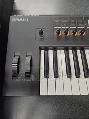 Yamaha Mx61 (Motif) + Free Bag