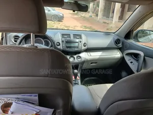 Toyota RAV4 2012 Gray