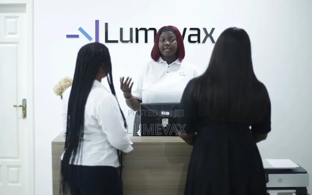Lumevax Interactive Flat Panel Smartboard/4 Core/Andriod 14/65"