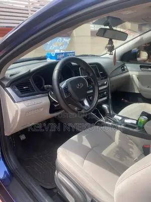 Hyundai Sonata SE 2019 Blue