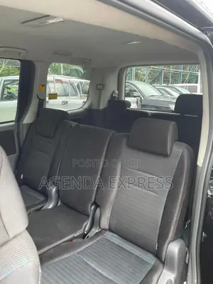 Toyota Voxy 2010 Black