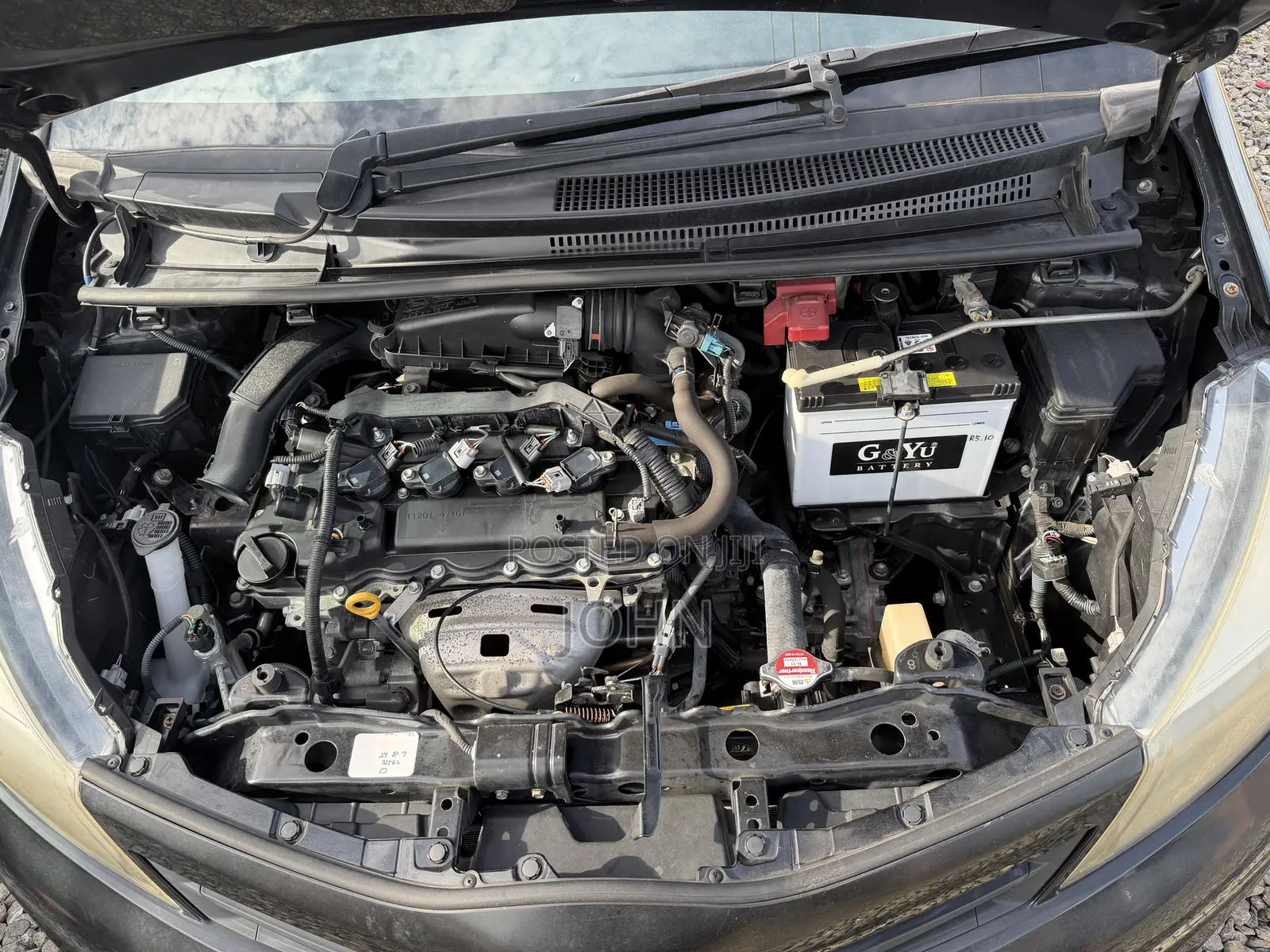 Toyota Vitz 1.3 FWD 5dr 2013 Black