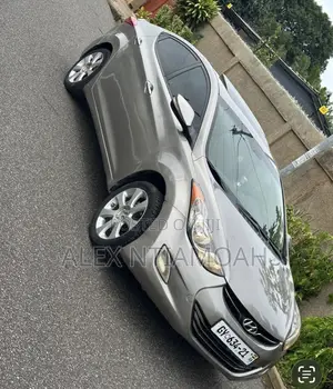 Hyundai Elantra 2013 Gray
