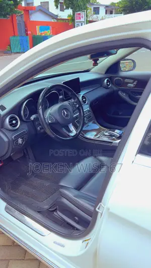 Mercedes-Benz C300 Luxury 4Matic Sedan AWD (2.0L 4cyl 7A) 2016 White