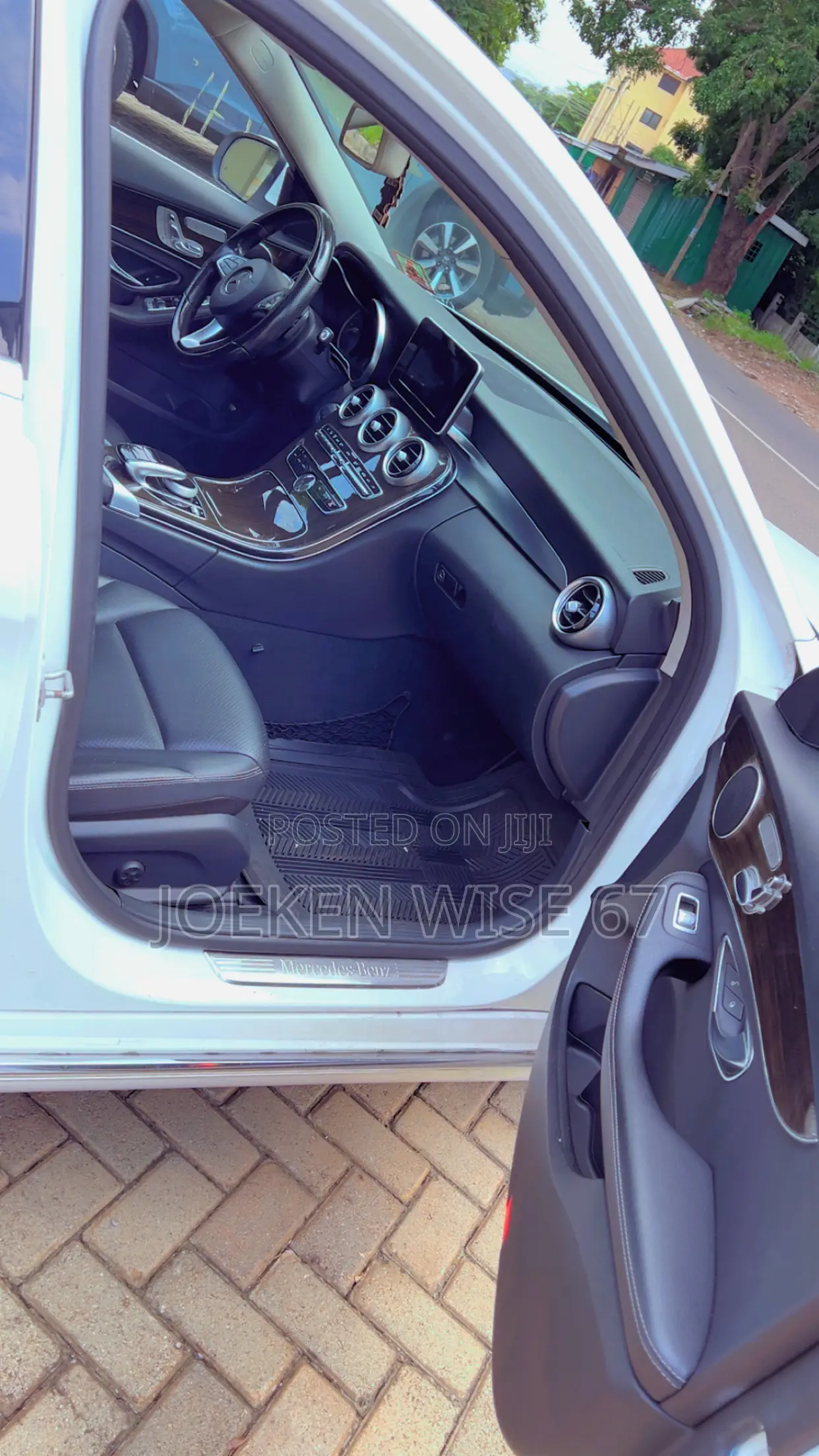 Mercedes-Benz C300 Luxury 4Matic Sedan AWD (2.0L 4cyl 7A) 2016 White
