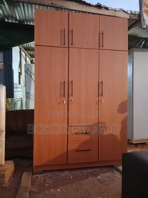 Quality Laminate Wardrobe Man Is Available