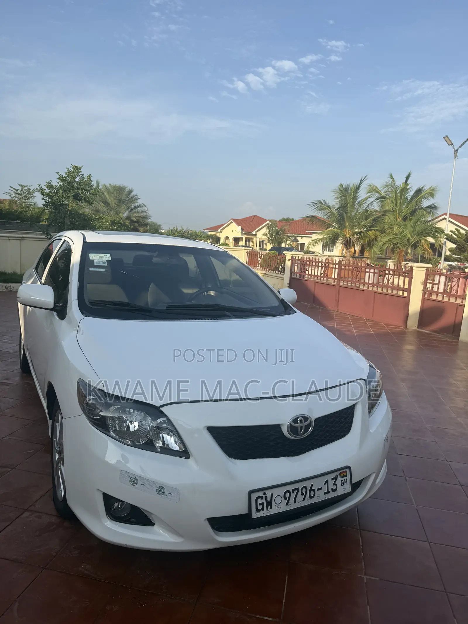 Toyota Corolla 2009 White
