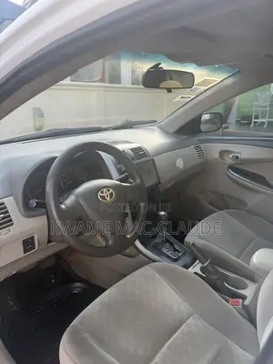 Toyota Corolla 2009 White