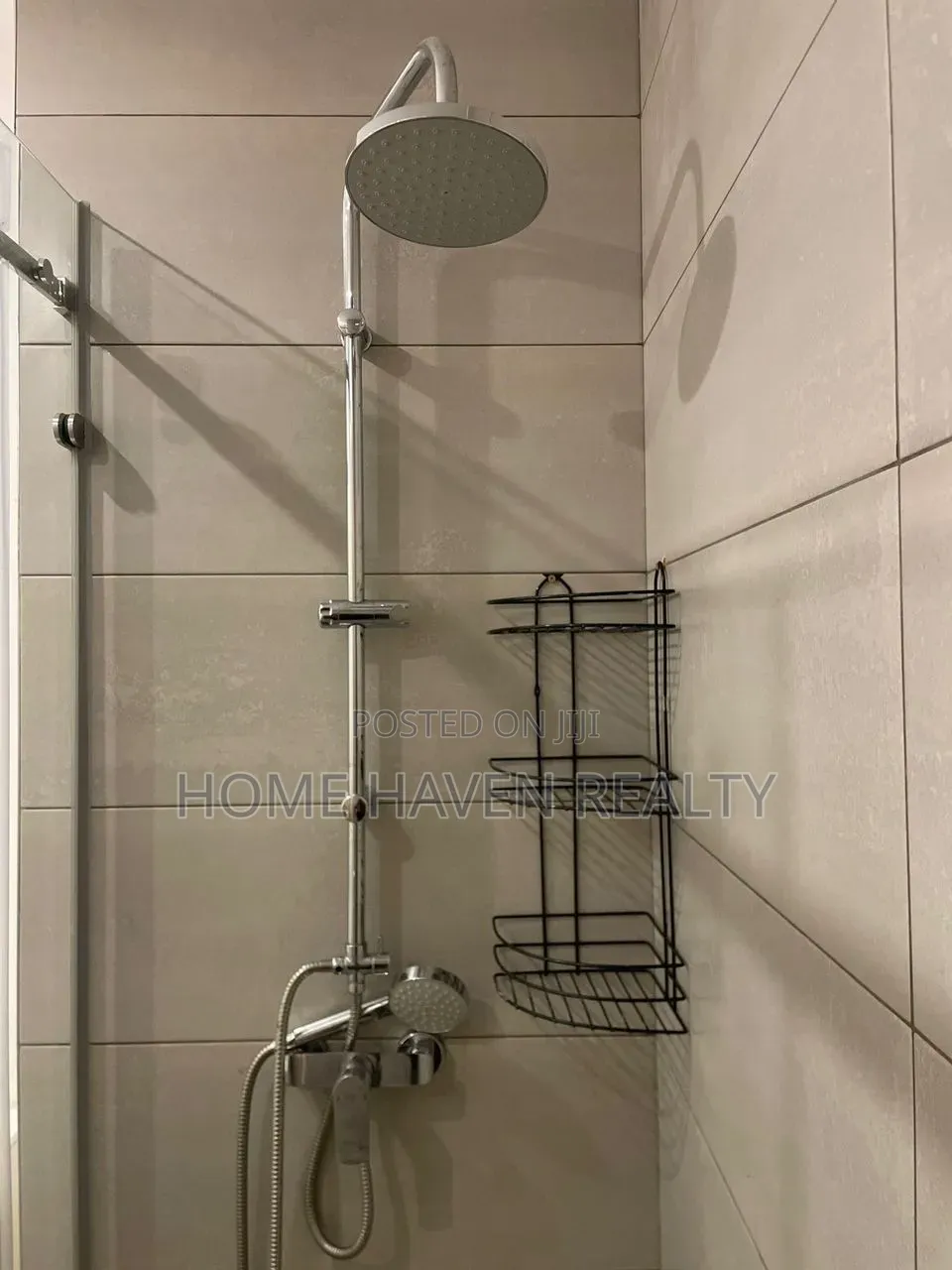 Furnished 1bdrm Apartment in Roman Ridge, Shopping Arcade Area for sale