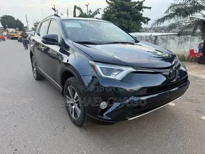 Toyota RAV4 2017 Blue