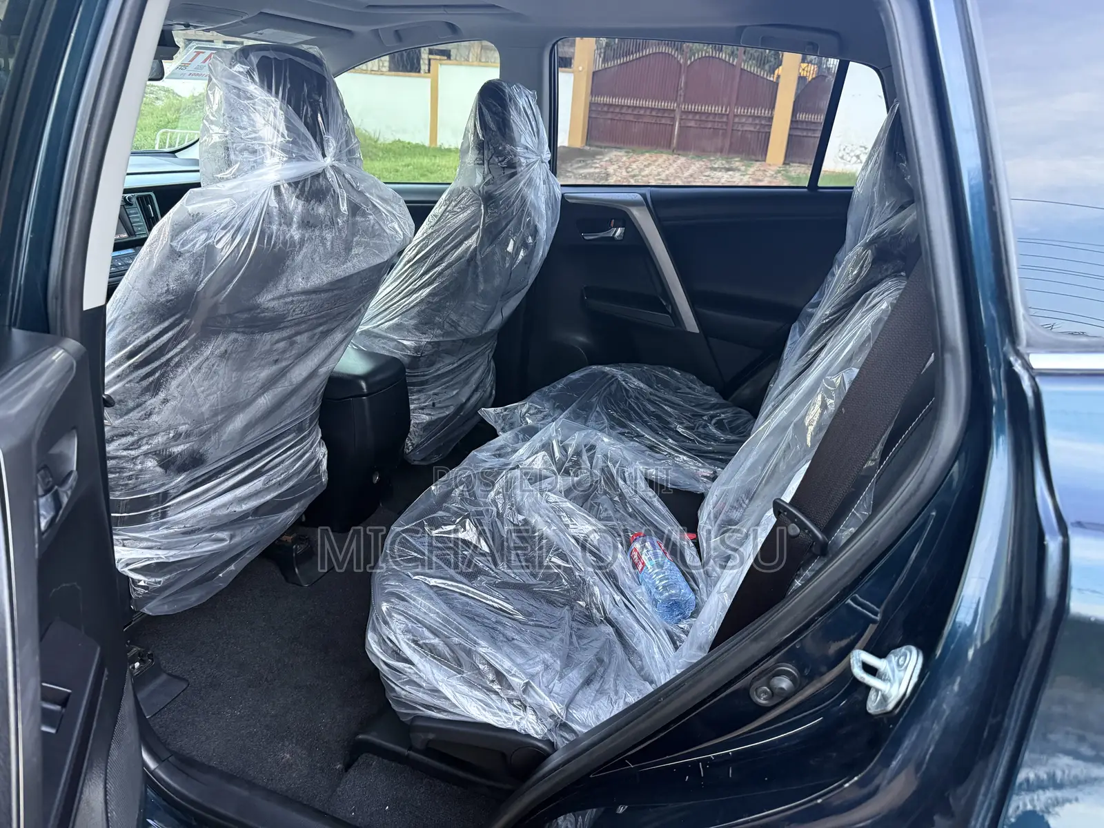 Toyota RAV4 2017 Blue