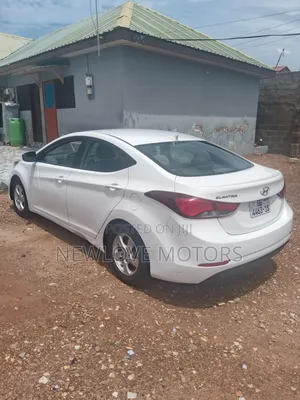 Hyundai Elantra 2015 White