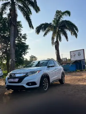Honda HR-V EX-L AWD 2019 White