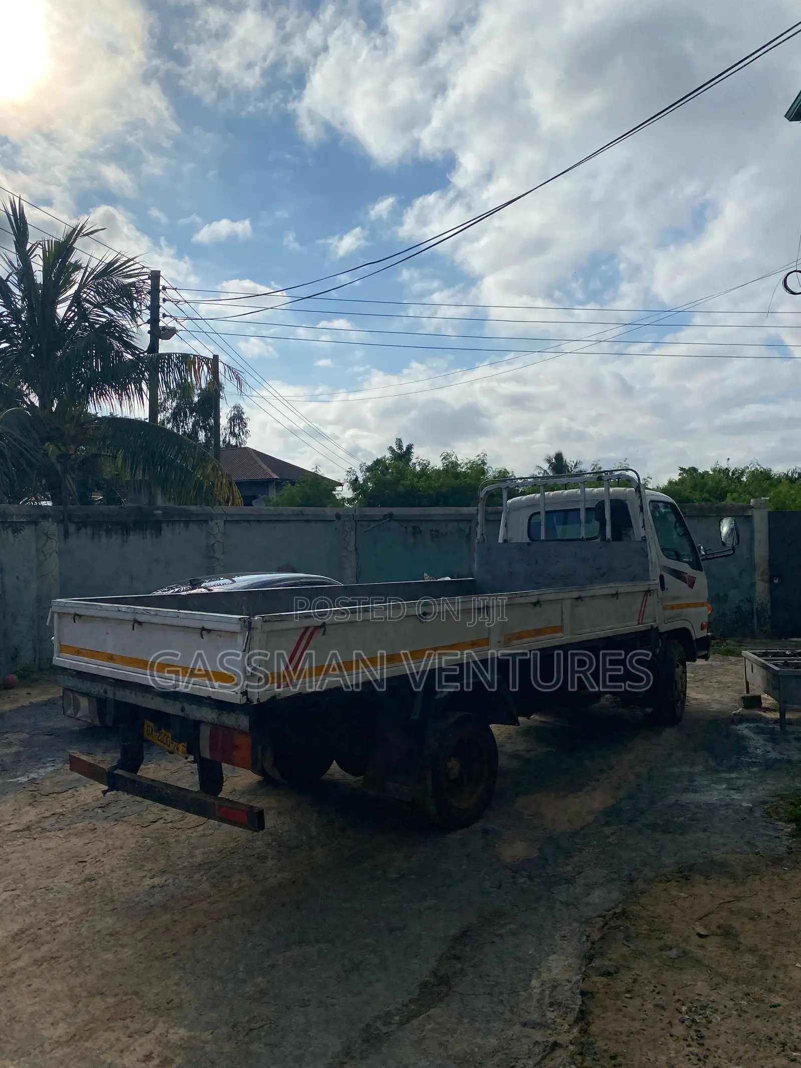 Hyundai Mighty 2
