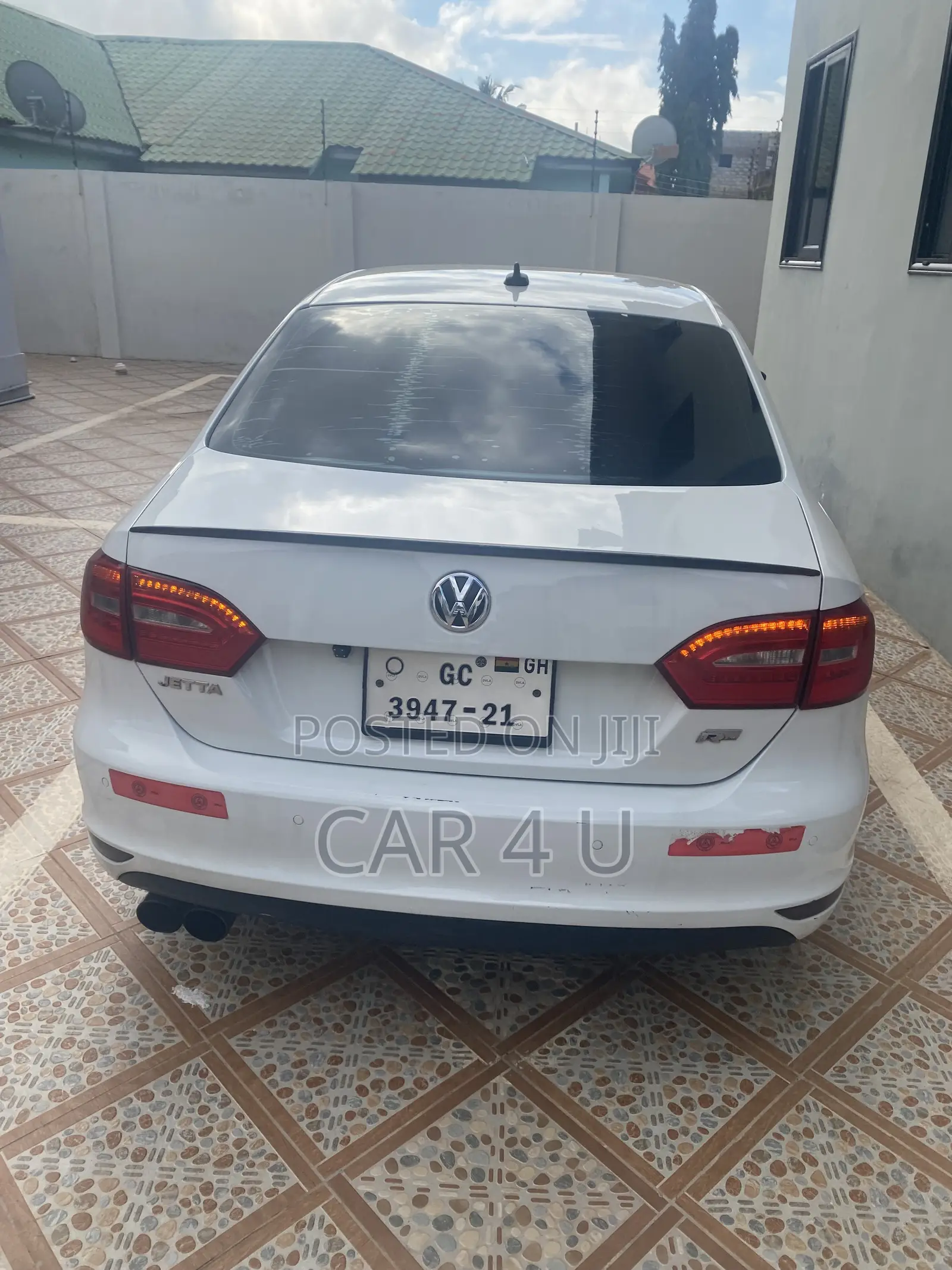 Volkswagen Jetta 2.0 TDI 2012 White
