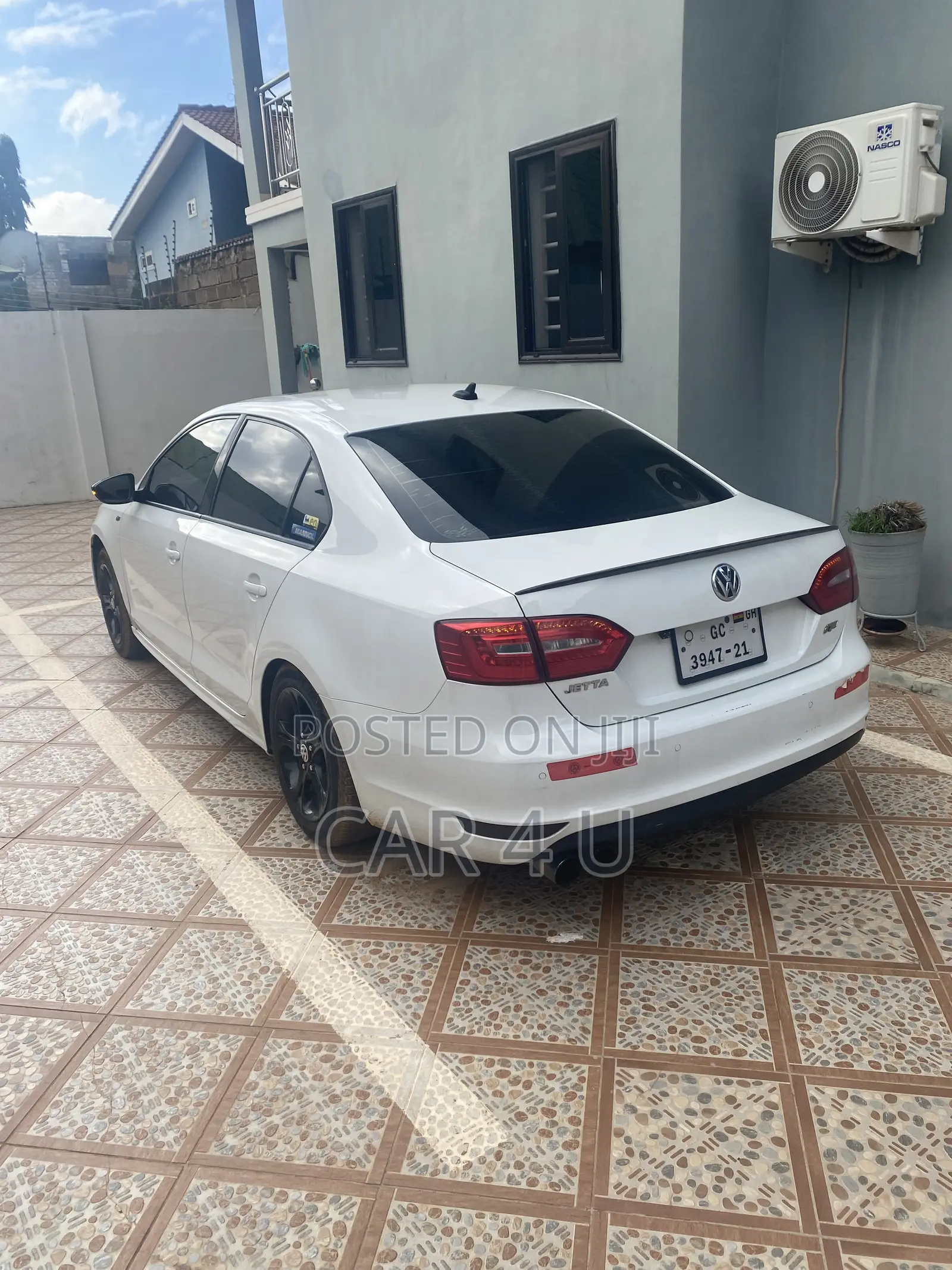 Volkswagen Jetta 2.0 TDI 2012 White