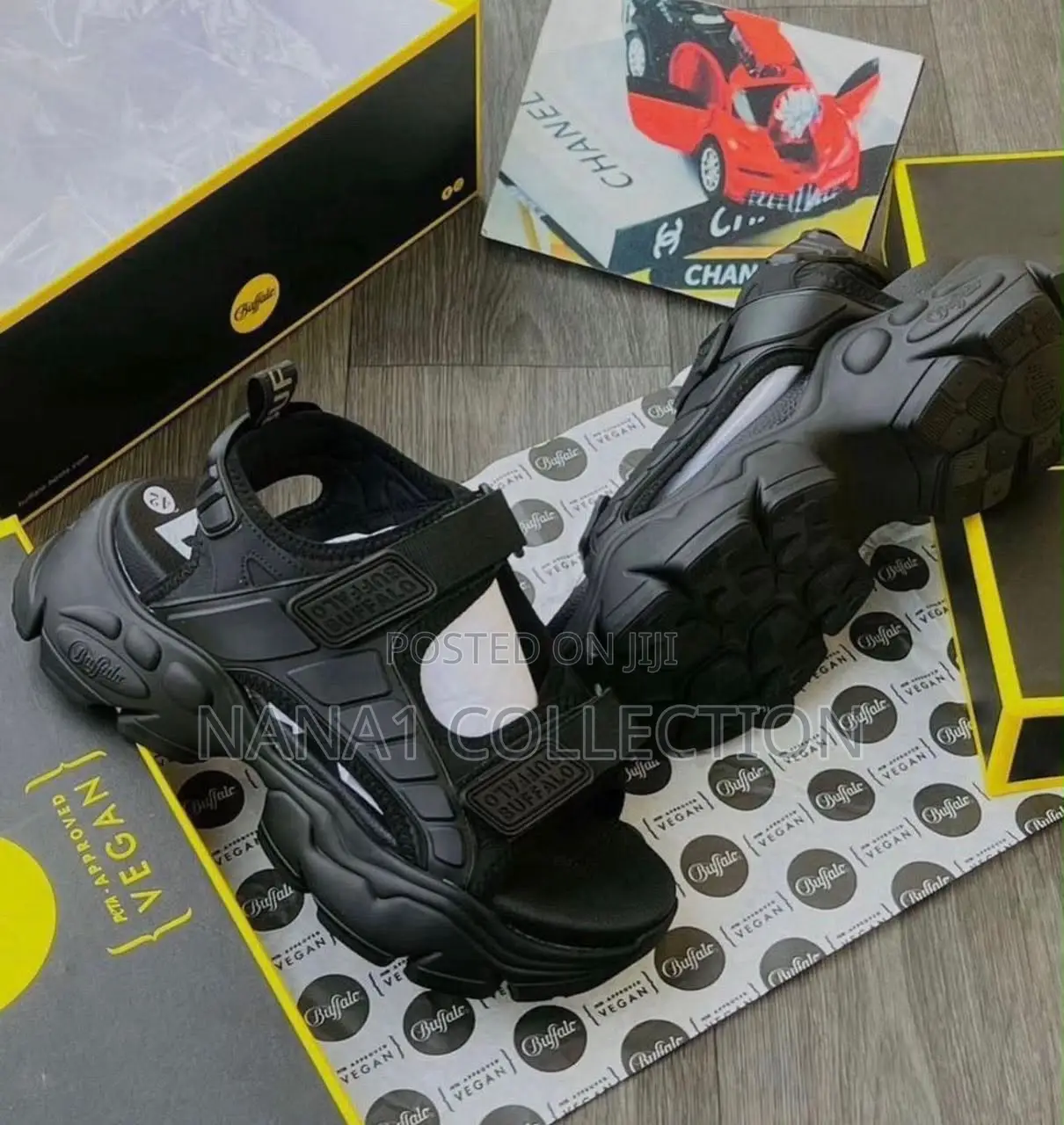 Buffalo Chucky Platform Sole Sandals