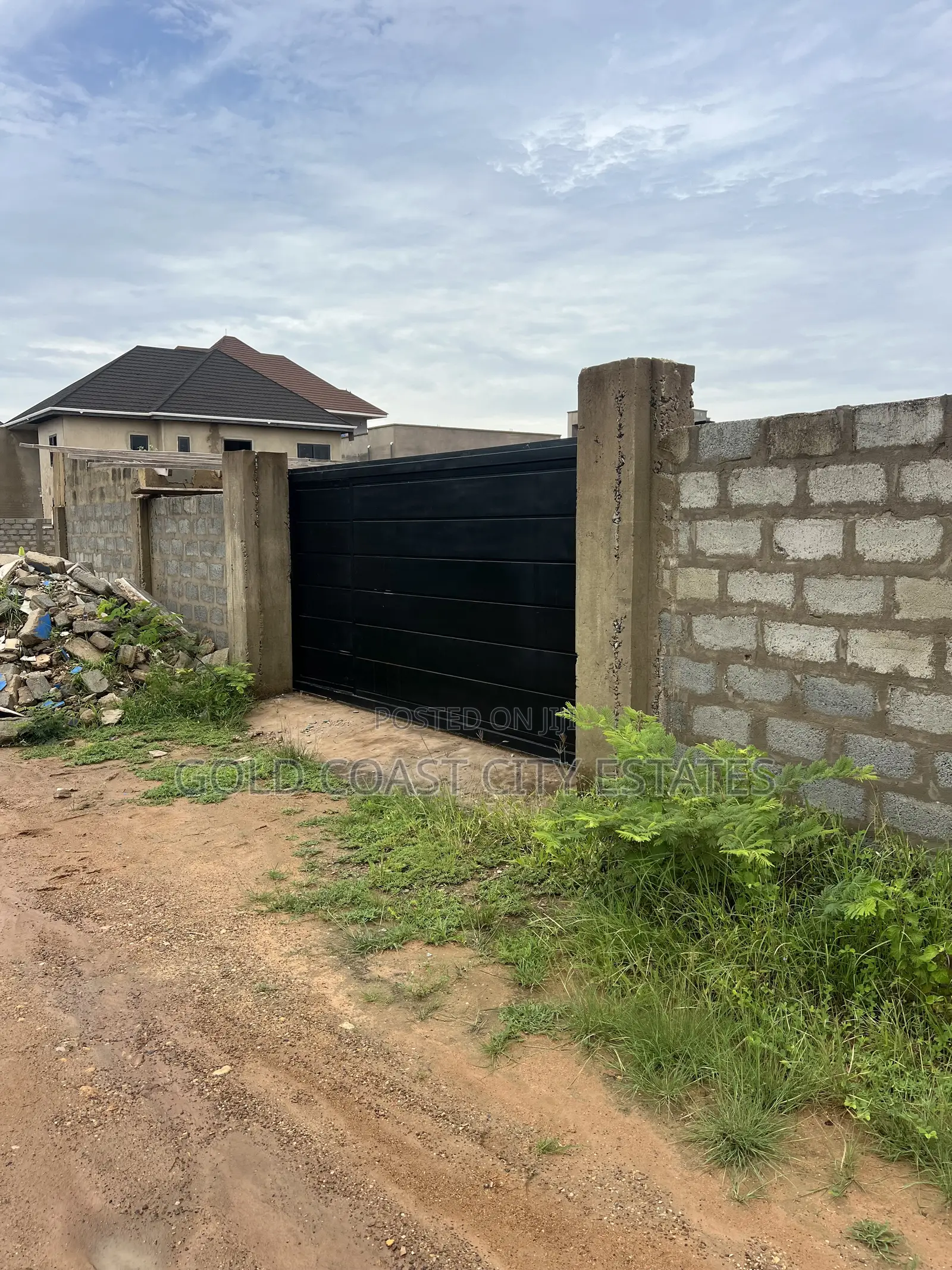Half Plots 35 X 100ft for Sale at Spintex