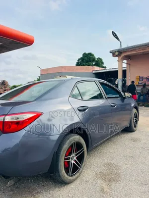 Toyota Corolla 2016 Gray