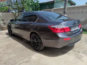 Honda Accord EX 4dr Sedan (2.4L 4cyl CVT) 2015 Red