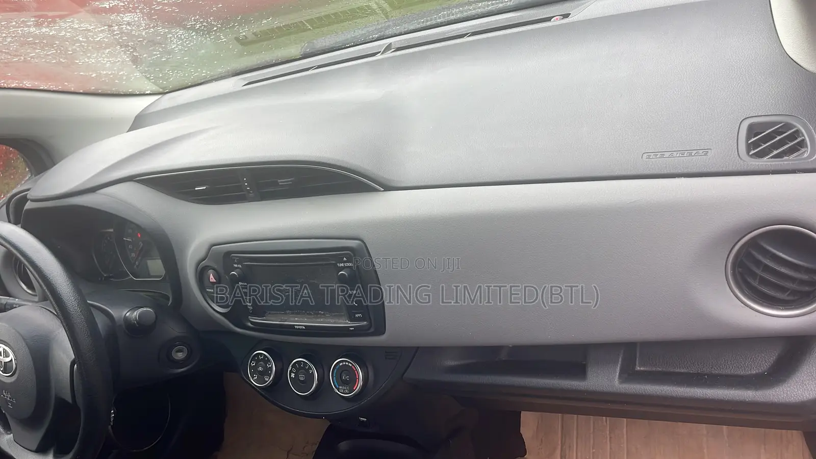 Toyota Yaris LE Hatchback 5dr 2015 White
