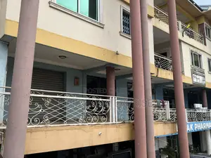 Roadside 50sqm Commercial Stores Krofrom – Prime First Floor Spa