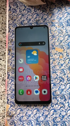 Samsung Galaxy A06 64 GB Silver