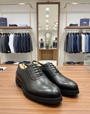 Classic Black Leather Oxford Dress Shoes