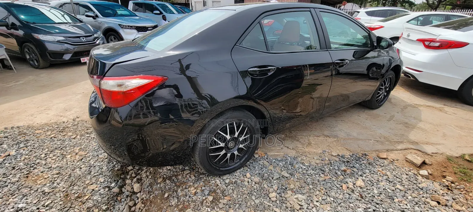 Toyota Corolla 2016 Black