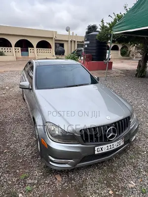 Mercedes-Benz C300 2014 Silver