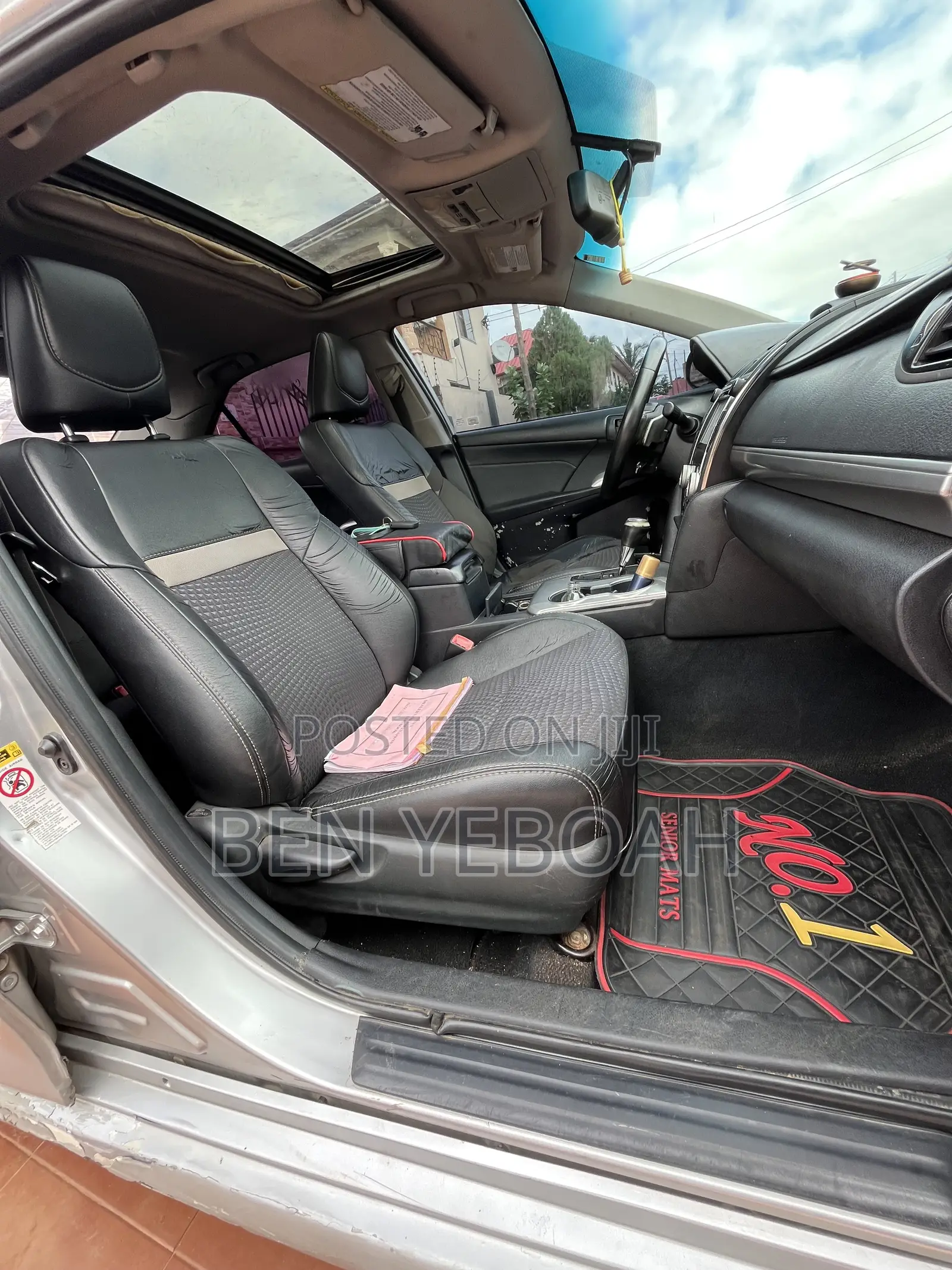 Toyota Camry SE 4dr Sedan (2.5L 4cyl 6A) 2013 Silver