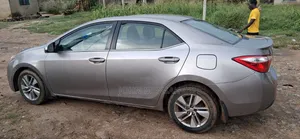 Toyota Corolla LE Eco 4dr Sedan (1.8L 4cyl CVT) 2016 Brown