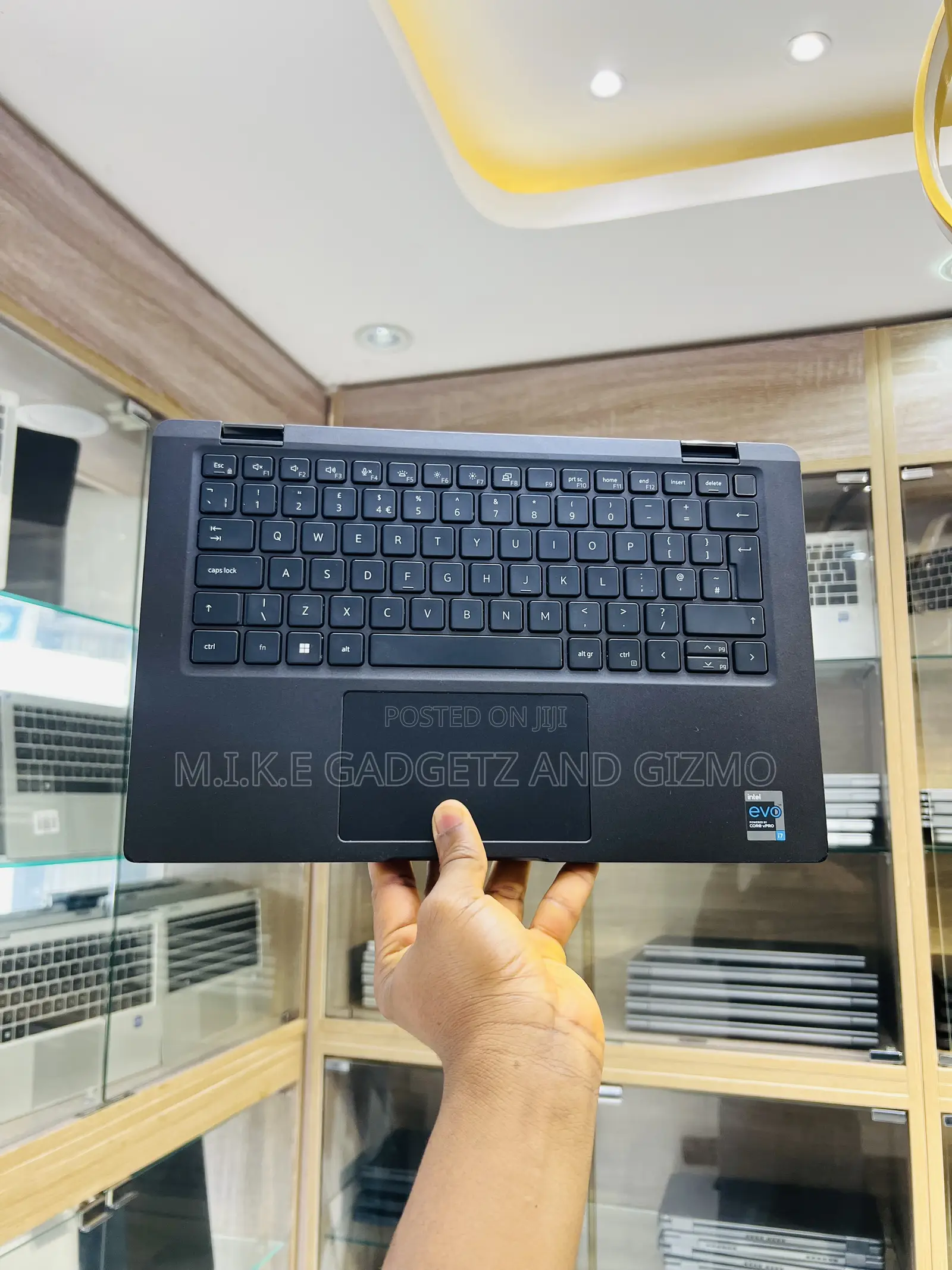 Laptop Dell Latitude 7420 32GB Intel Core i7 SSD 512GB