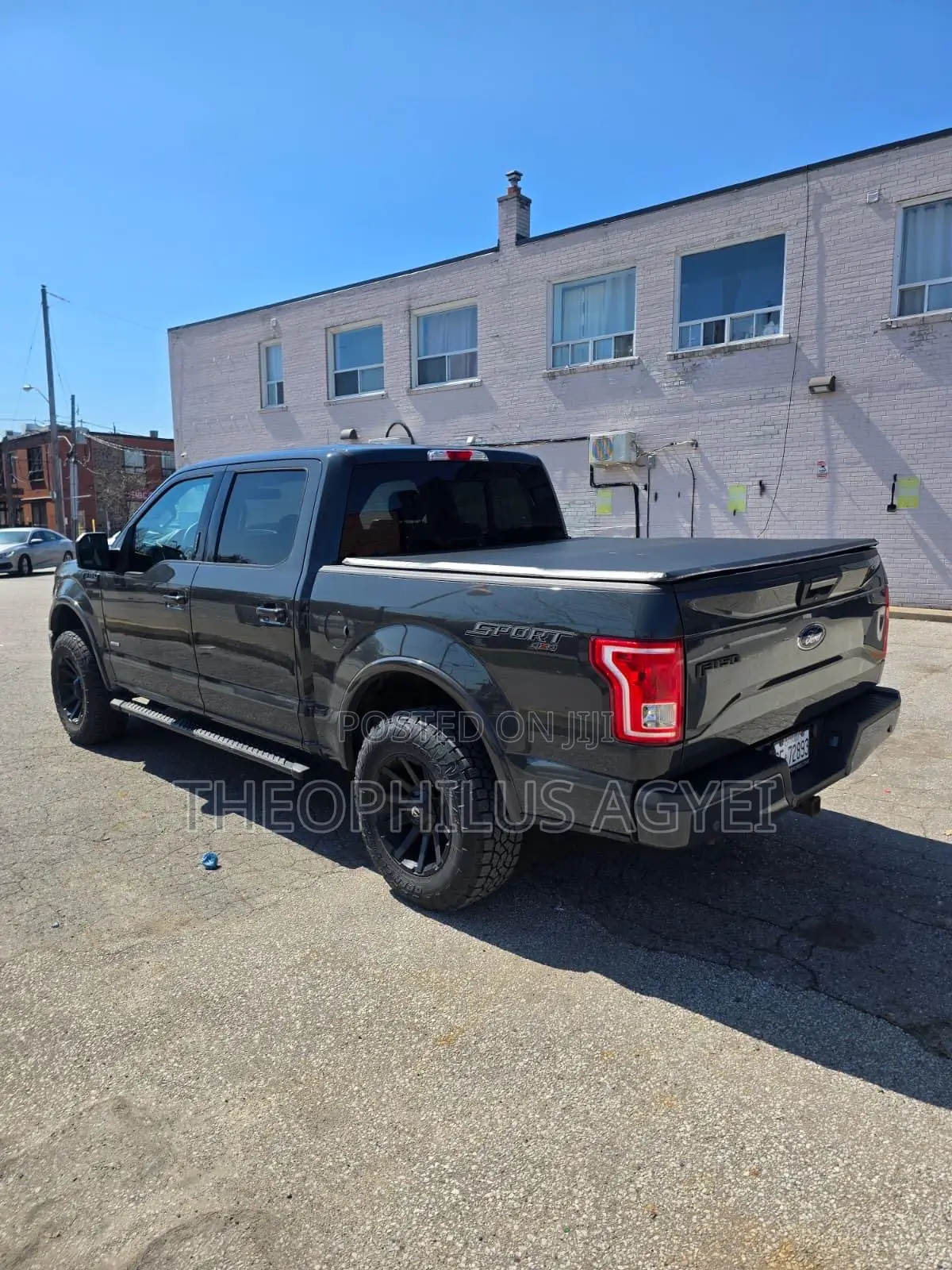Ford F-150 XL 4x2 SuperCab Styleside 6.5 ft. box 145 in. WB 2016 Gray