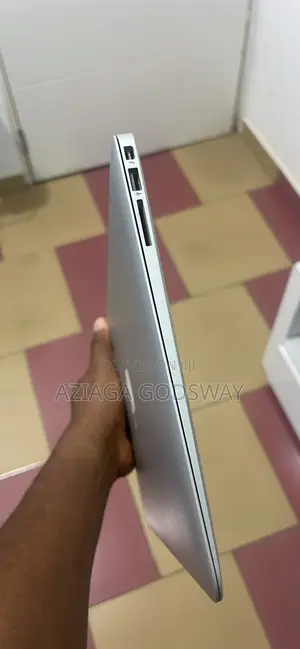 Laptop Apple MacBook 2015 4GB Intel Core i5 SSD 128GB