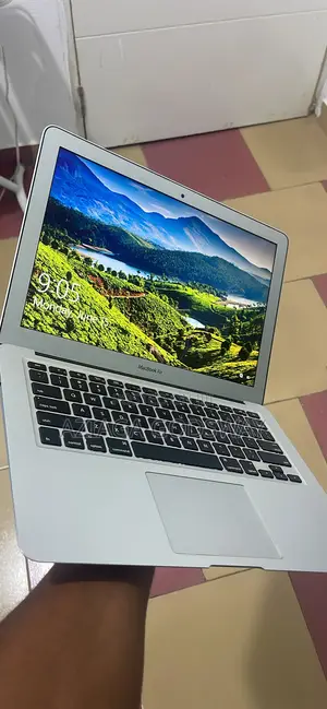 Laptop Apple MacBook 2015 4GB Intel Core i5 SSD 128GB