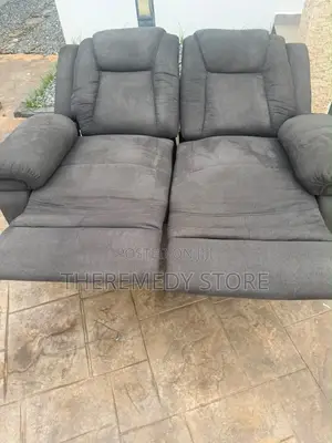 Recliner Sofa for Sale 20,000 Cedis. Negotiable