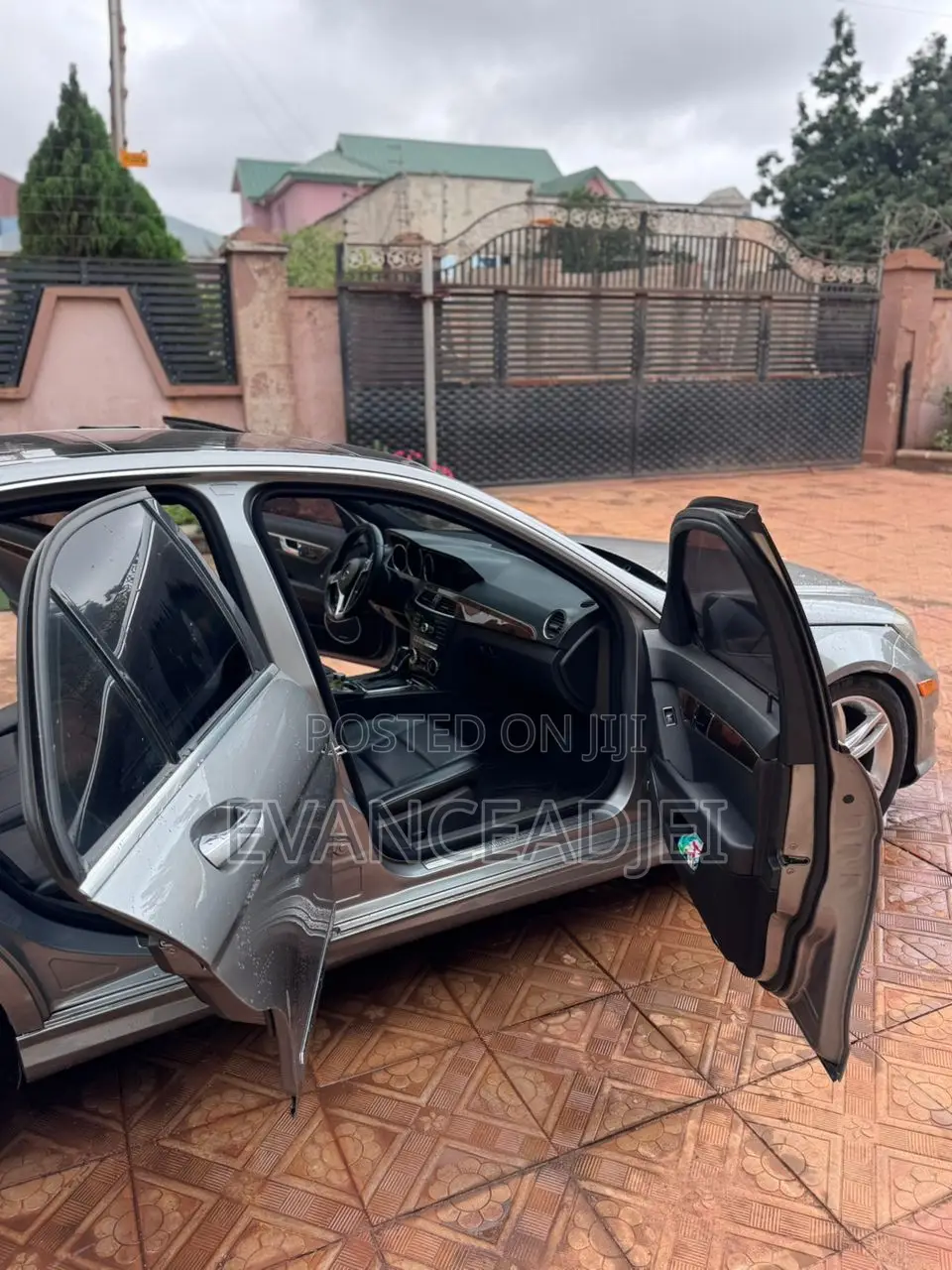 Mercedes-Benz C300 2014 Silver