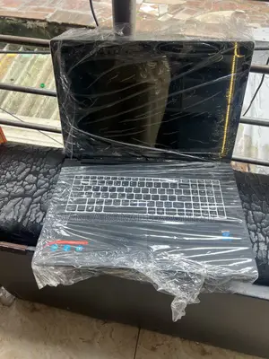 Laptop Lenovo G70 6GB Intel Core i3 HDD 750GB