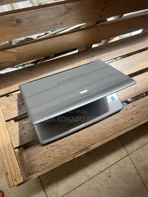 Laptop Medion 4GB Intel Pentium HDD 250GB