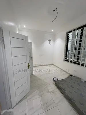 2bdrm Apartment in West Hills Area for rent