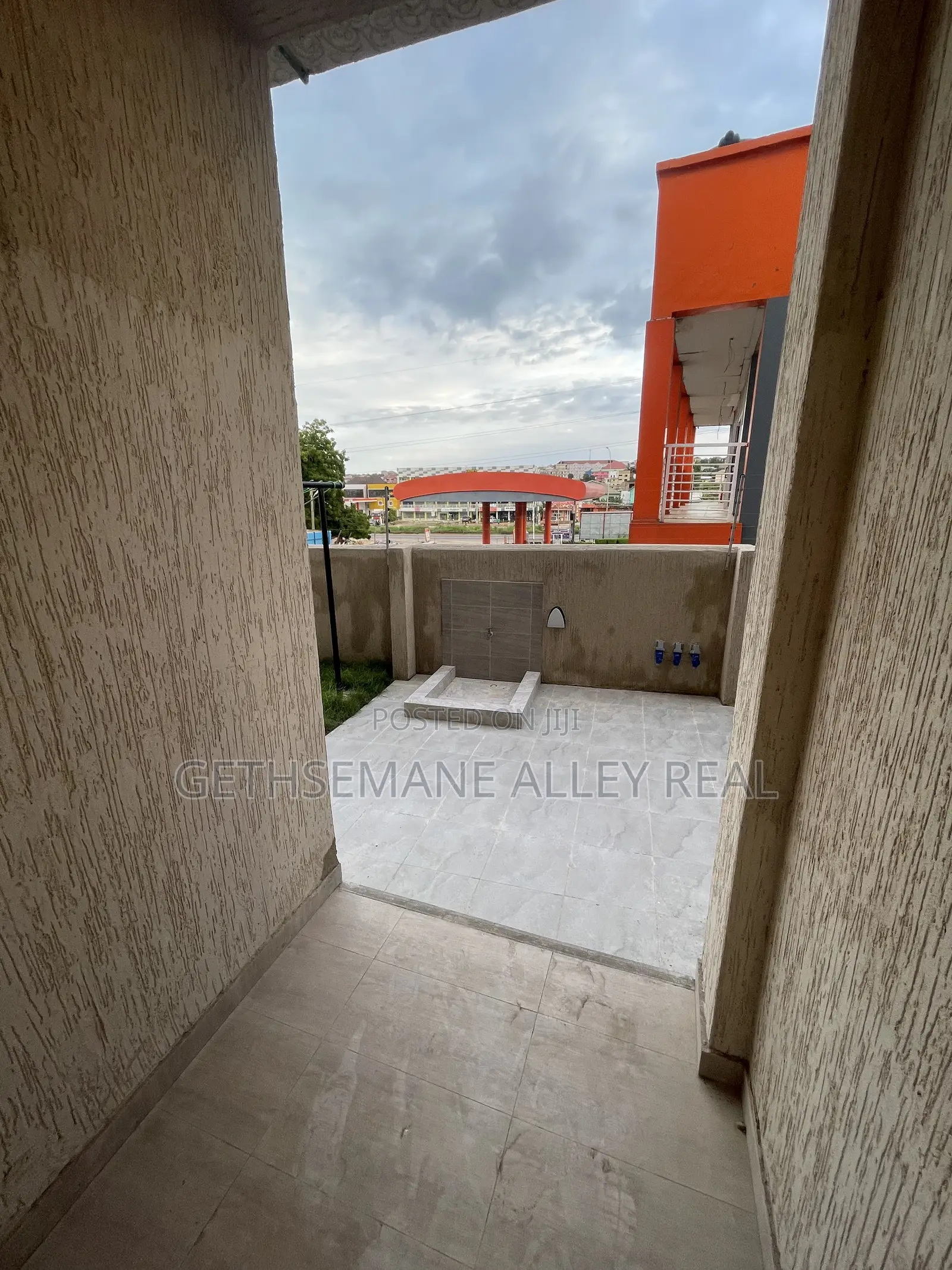 2bdrm Apartment in West Hills Area for rent