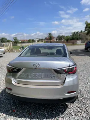 Toyota Yaris iA 1.5 FWD 2017 Silver