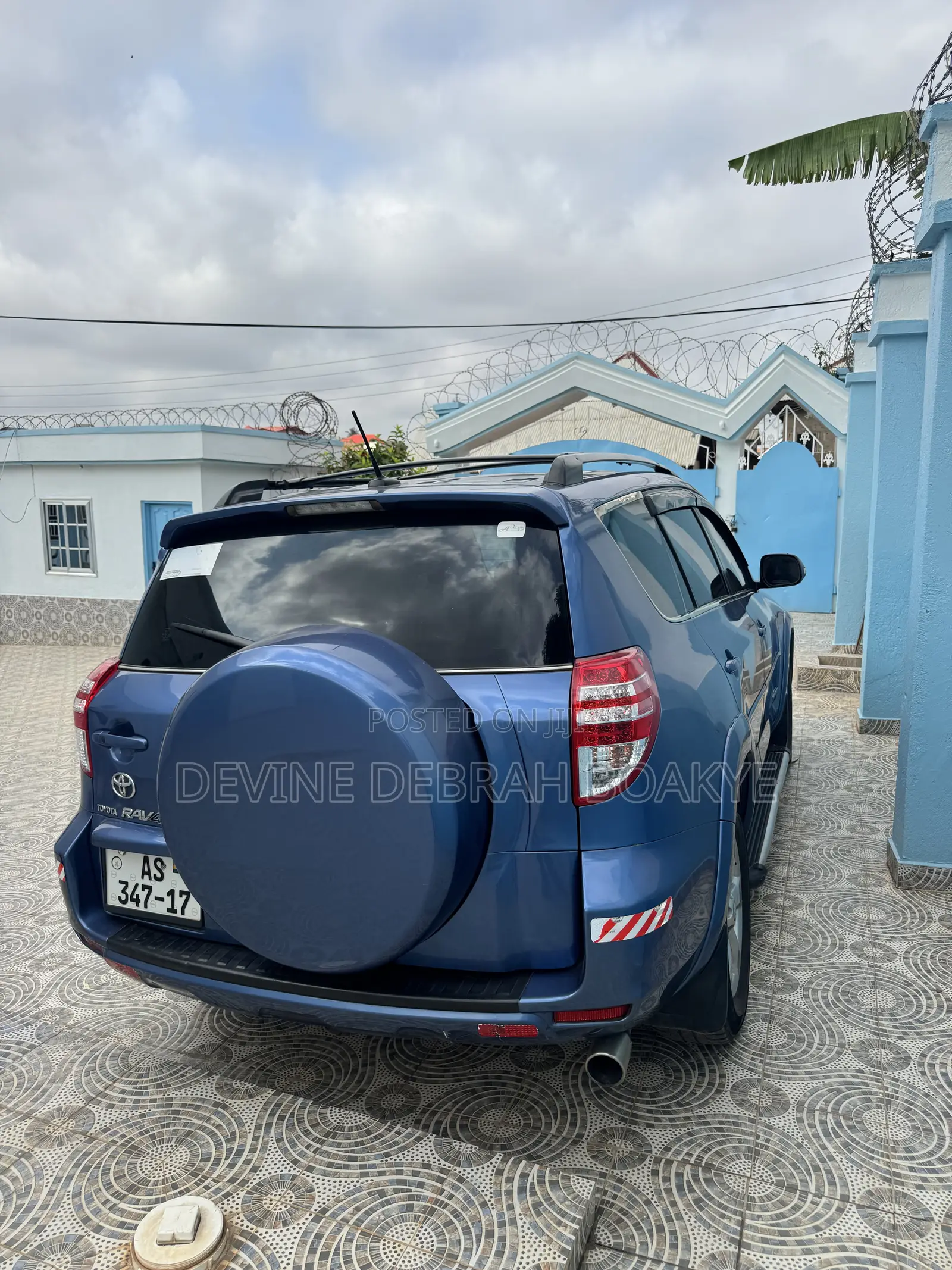Toyota RAV4 2010 Blue