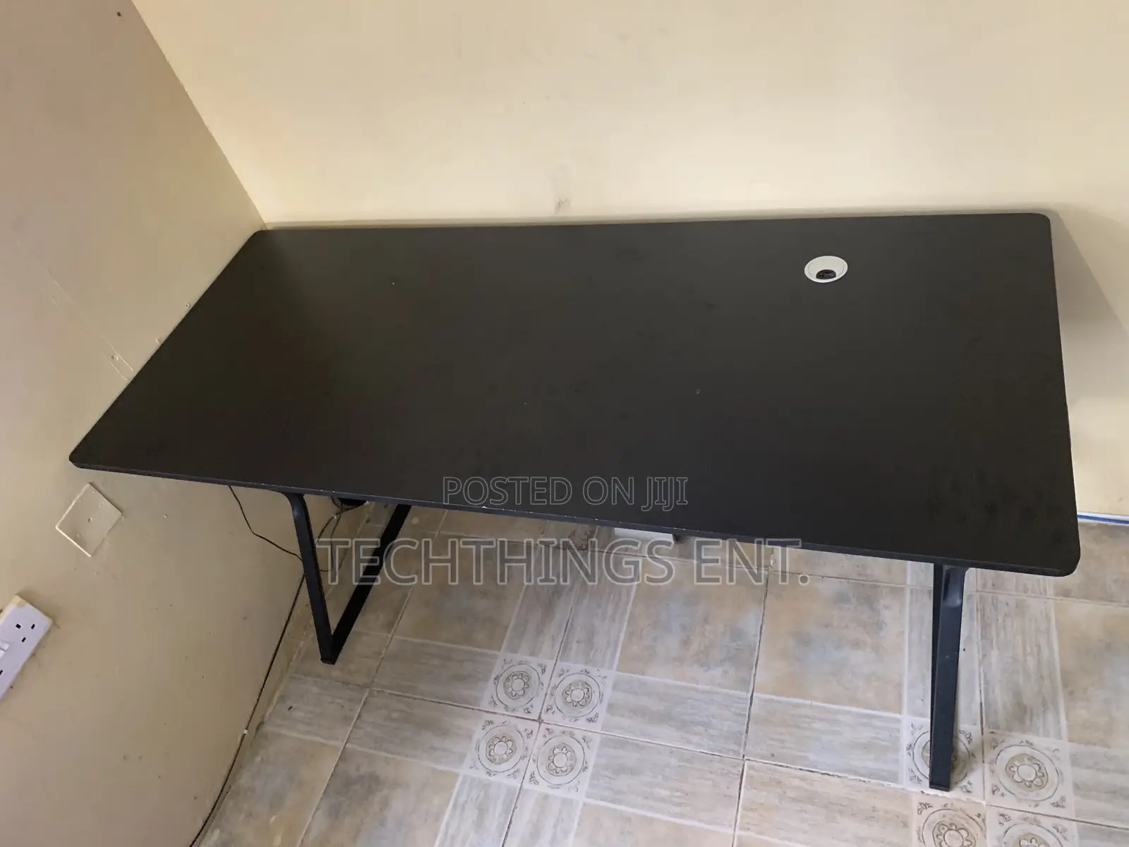 Modern Simple Computer Desk