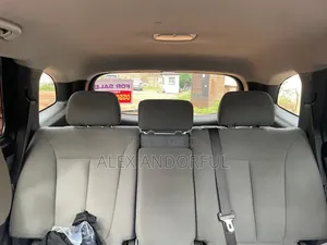 Hyundai Santa Fe 2010 Silver