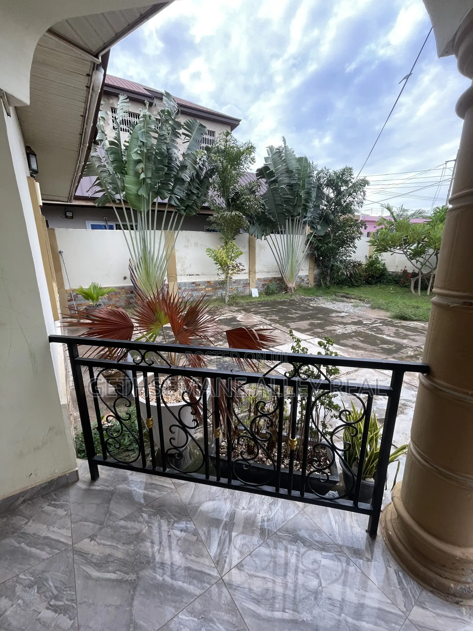 2bdrm House in Ayigbe Town, West for rent