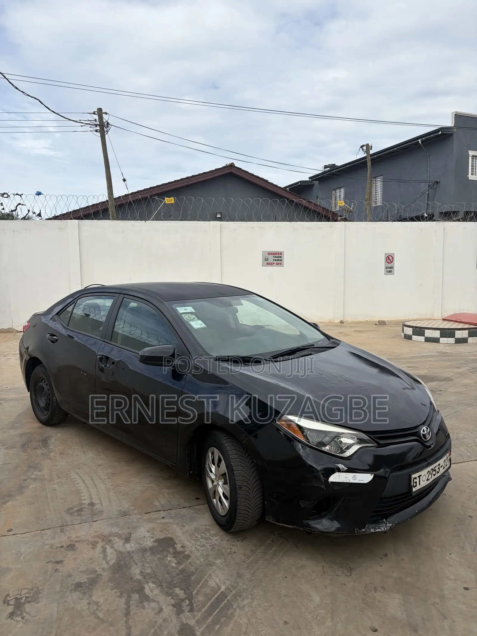 Toyota Corolla 2015 Black